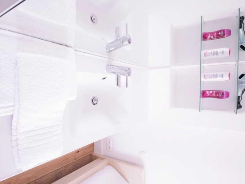 Victory Apartments Иксель Экстерьер фото